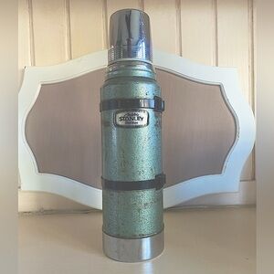Vintages Stanley Thermos